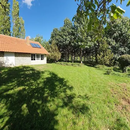 Holiday home Kucerak Visnja Mandelos